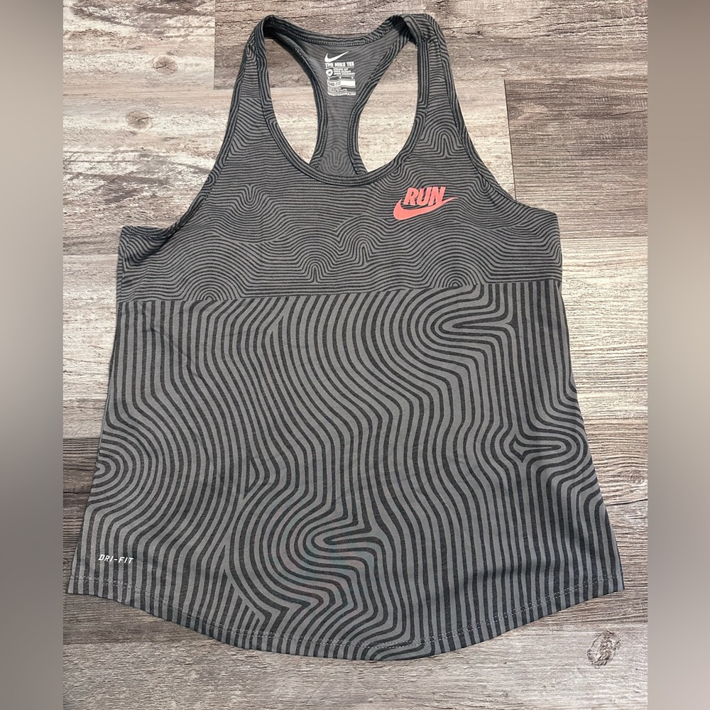 Nike Women's Black and Coral Tank Top